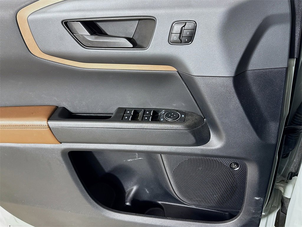 Used 2024 Ford Bronco Sport Outer Banks w/ Tech Package image 16