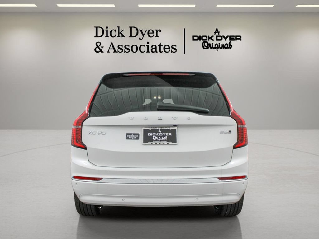 New 2026 Volvo XC90 B6 Plus AWD/4WD image 5