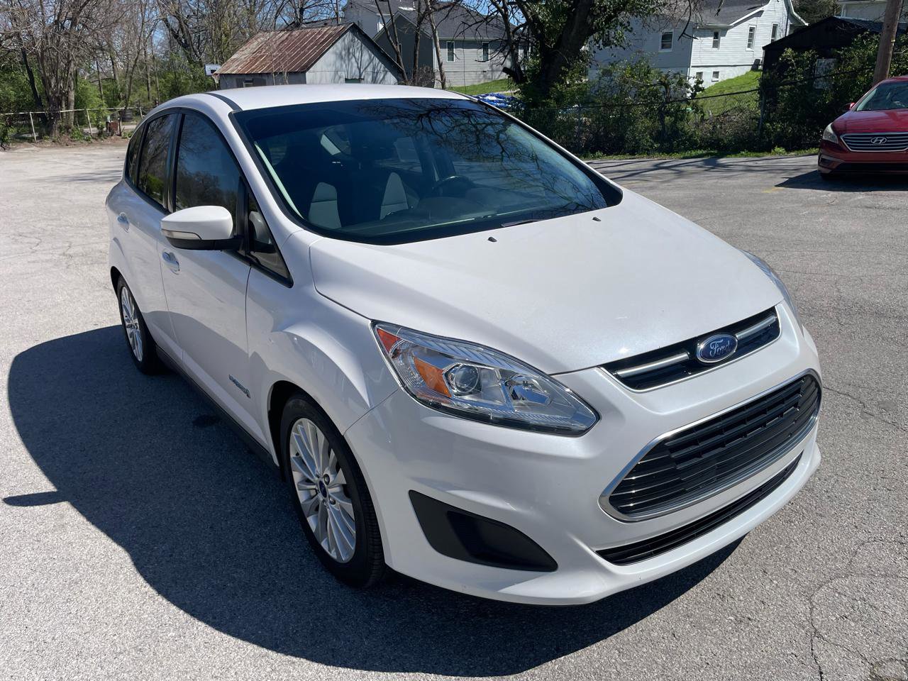 Used 2017 Ford C-MAX SE w/ Cold Weather Package image 3