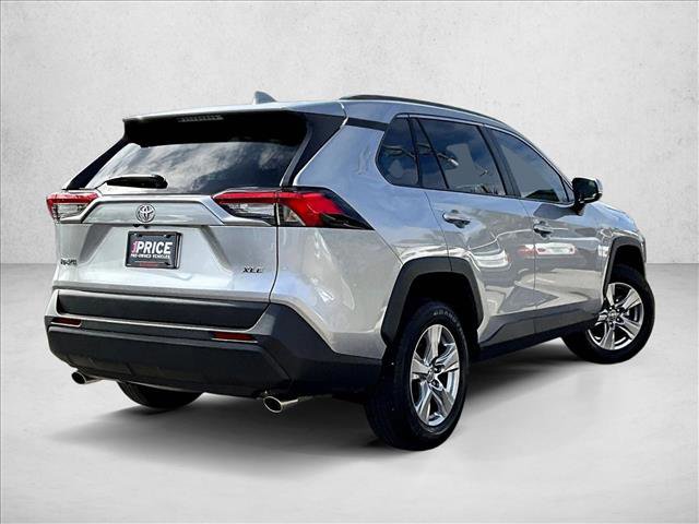 Used 2023 Toyota RAV4 XLE image 2