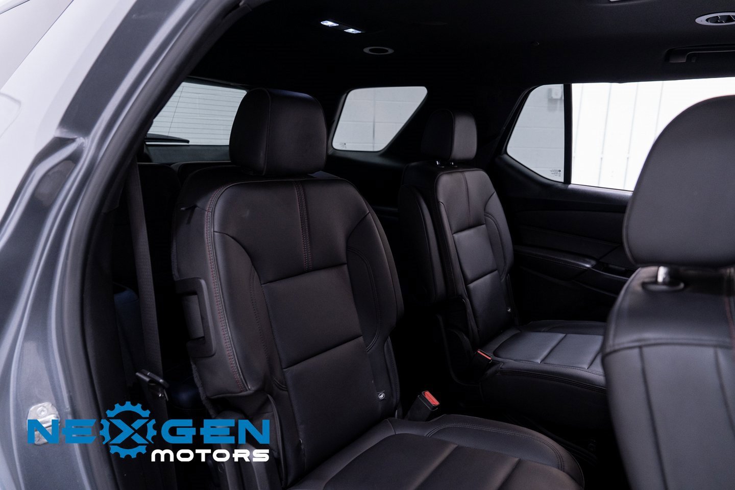 Used 2023 Chevrolet Traverse RS w/ LPO, Floor Liner Package image 50