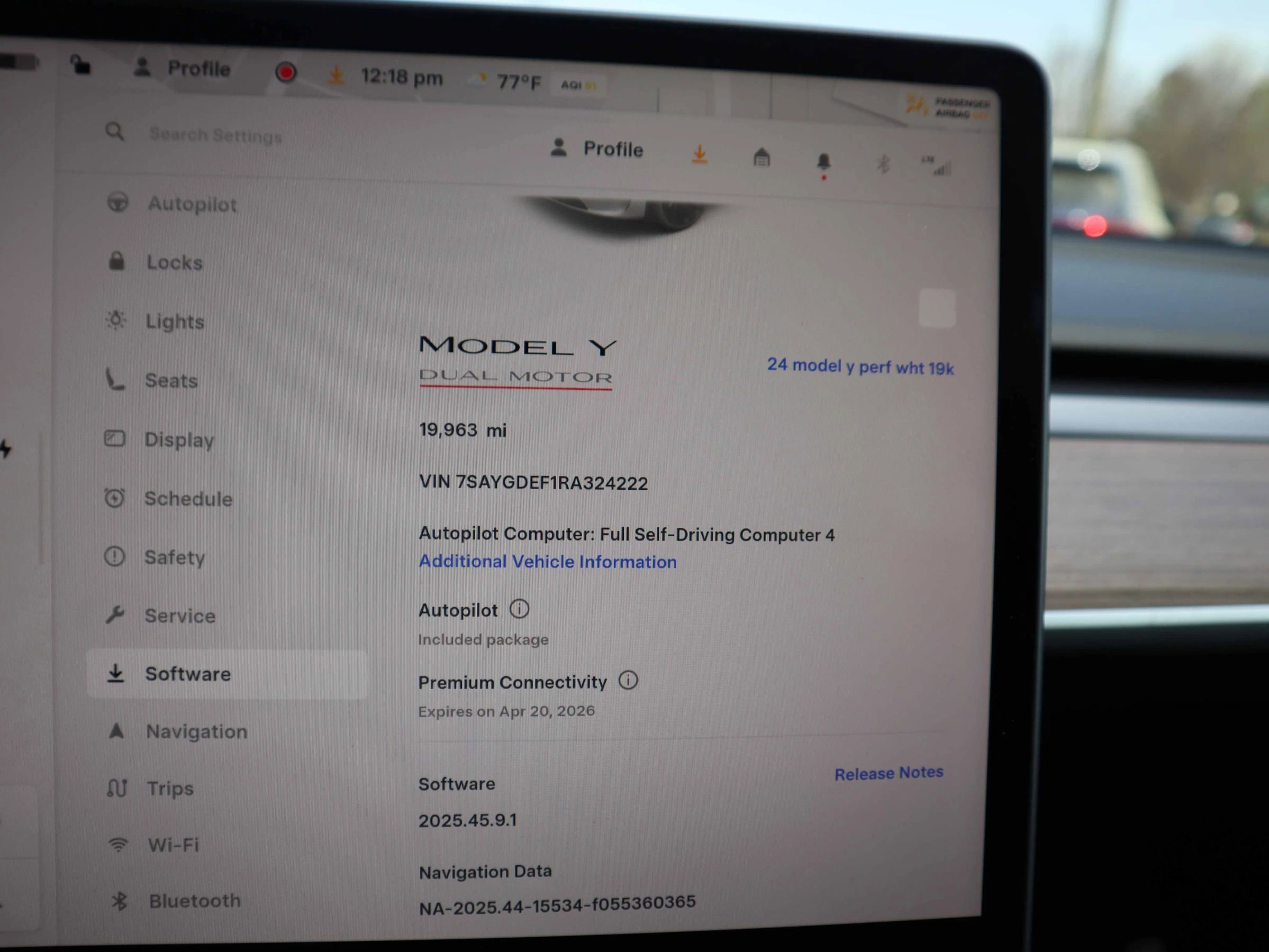 Used 2024 Tesla Model Y Performance image 23