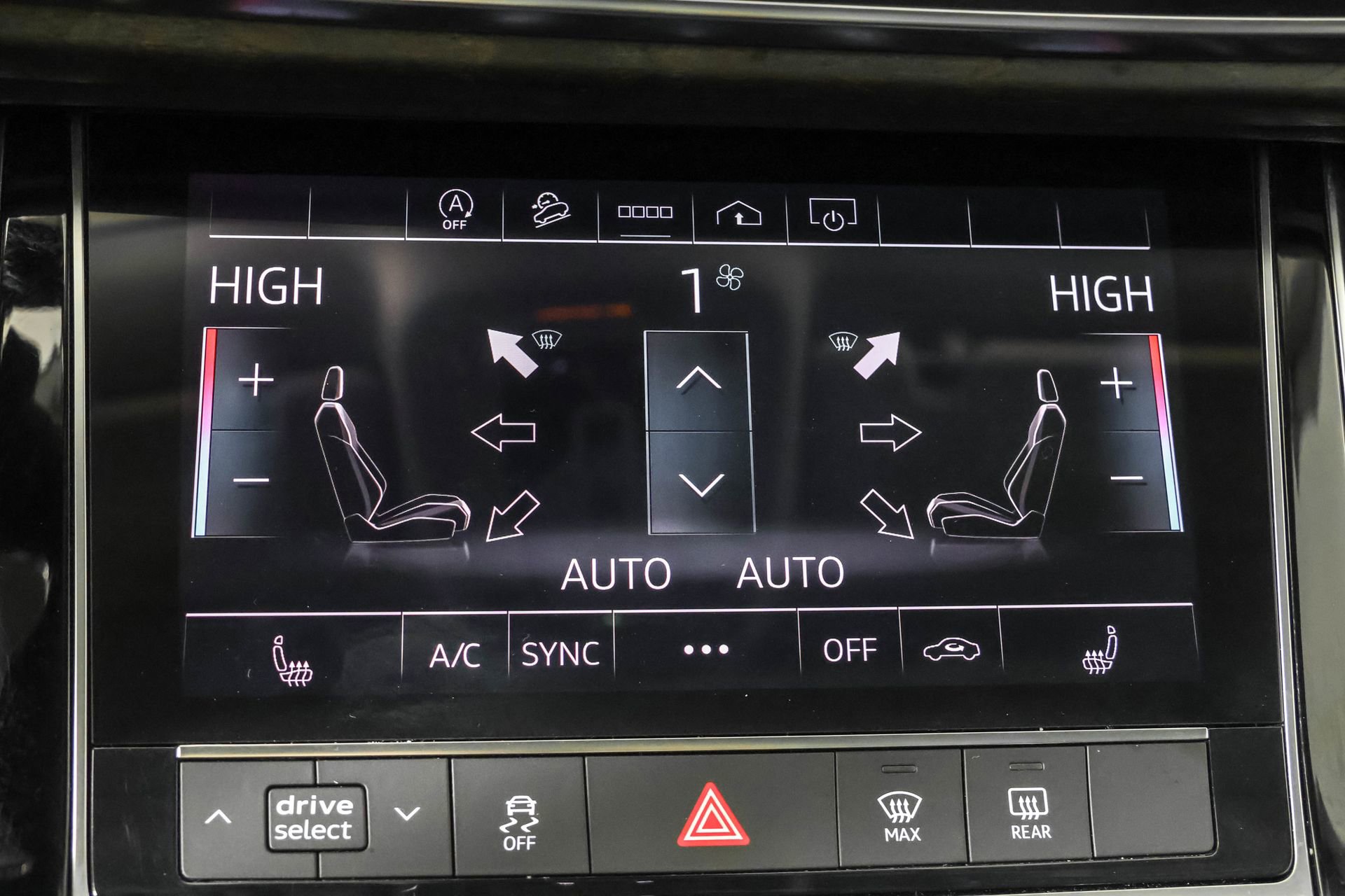 Used 2022 Audi Q8 Premium image 32