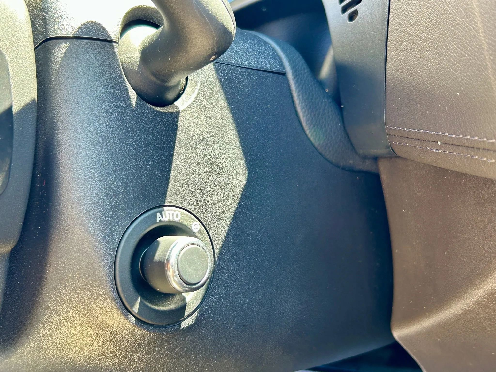 Used 2020 Jaguar F-PACE Prestige image 31