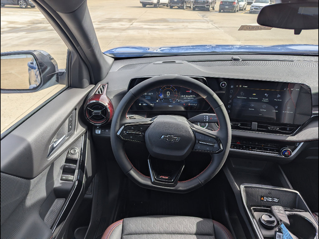 New 2026 Chevrolet Equinox RS w/ LPO, Floor Liner Package image 3