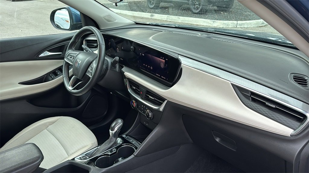 Used 2024 Buick Encore GX Preferred image 43
