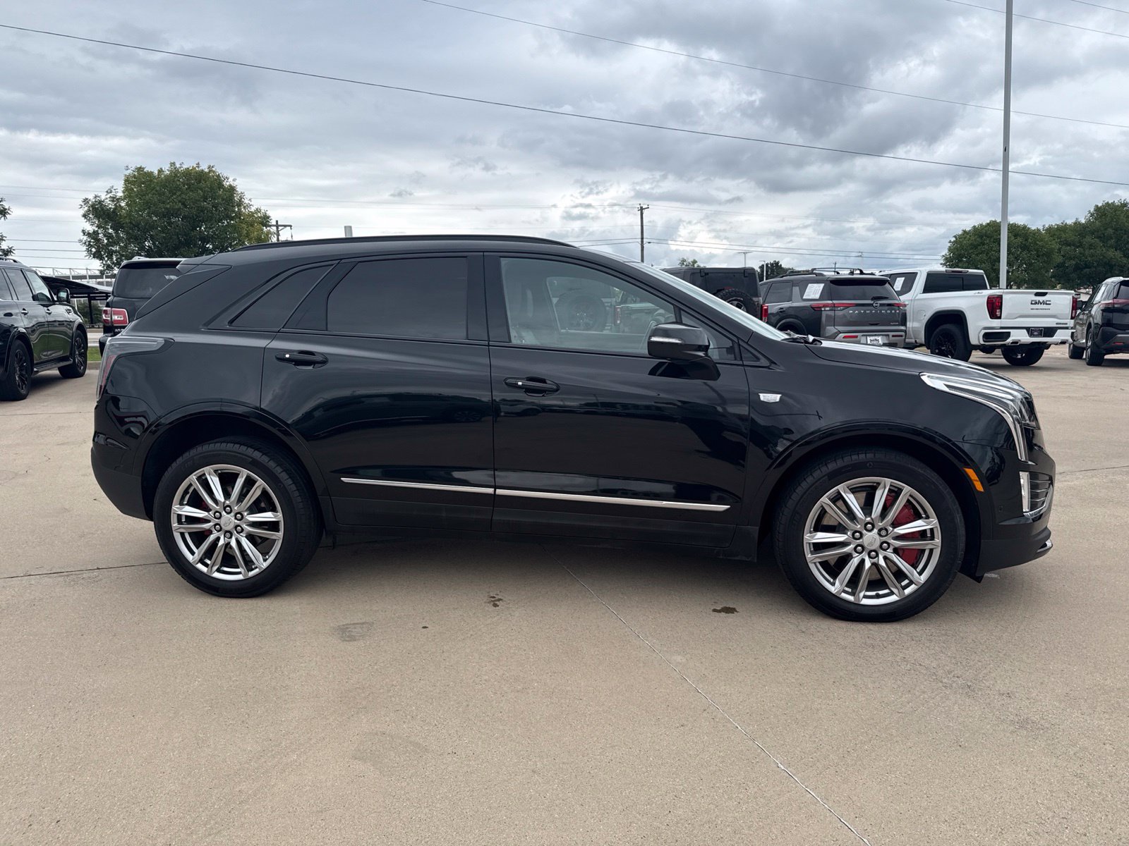 Used 2023 Cadillac XT5 Sportv w/ Technology Package AWD/4WD image 4
