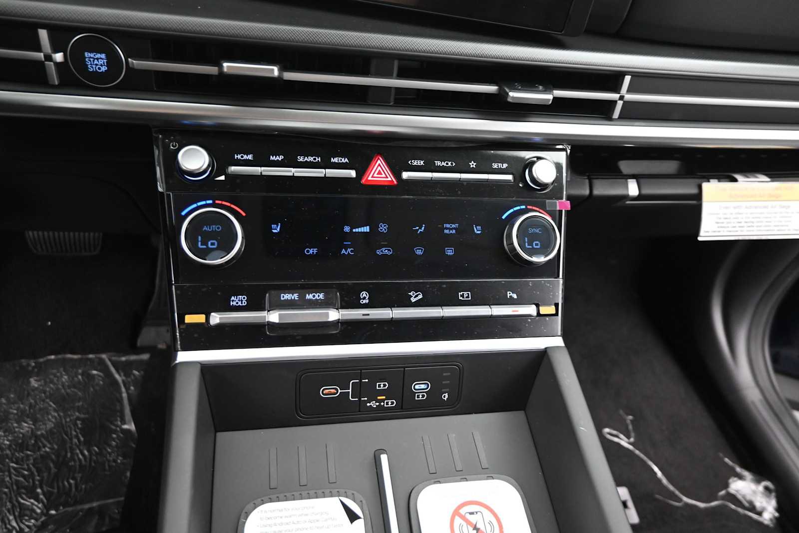 New 2026 Hyundai Santa Fe SEL FWD image 18