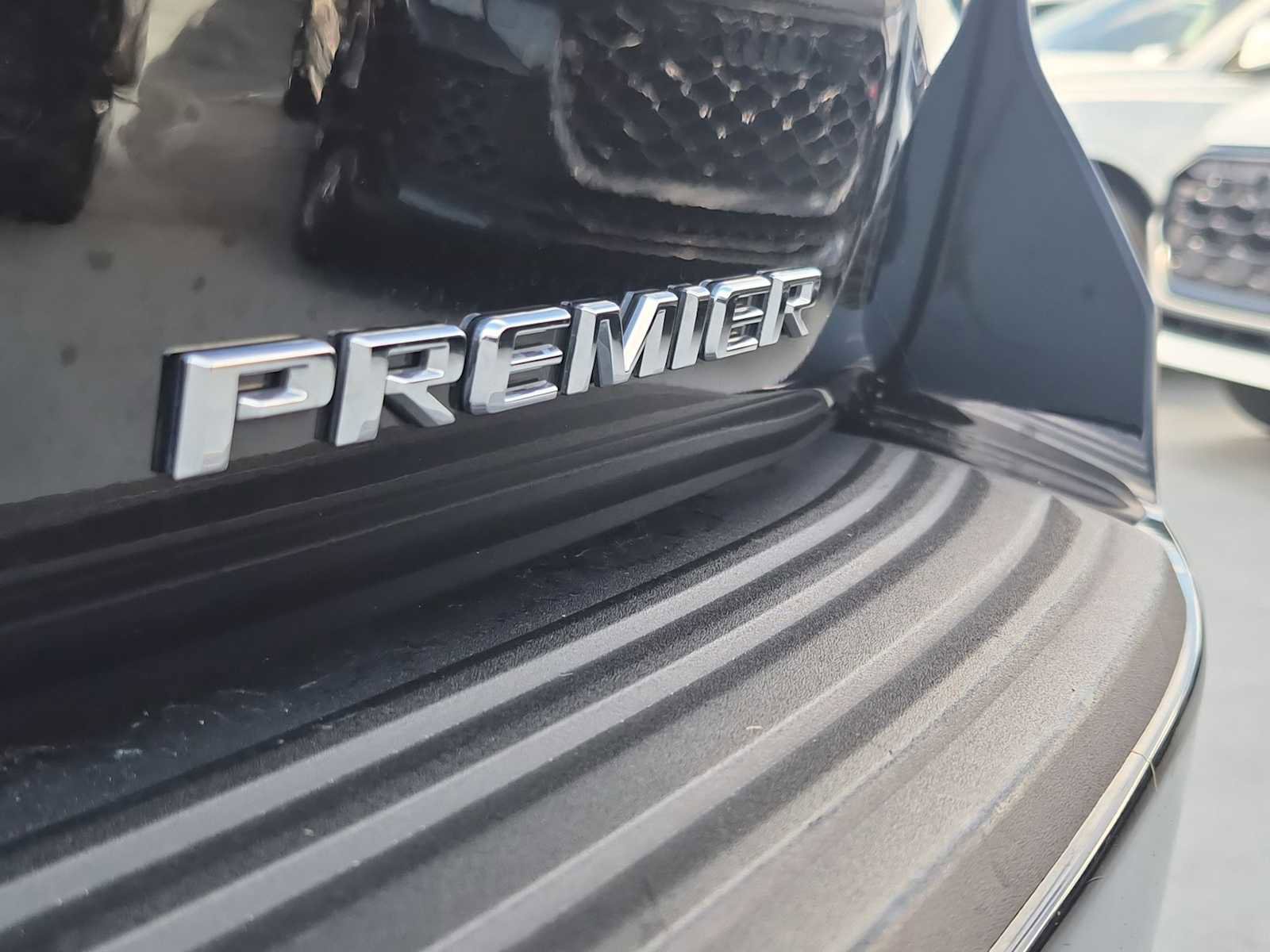 Used 2023 Chevrolet Tahoe Premier image 11