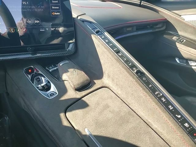 Used 2020 Chevrolet Corvette Stingray Premium Conv w/ 3LT Preferred Equipment Group image 23