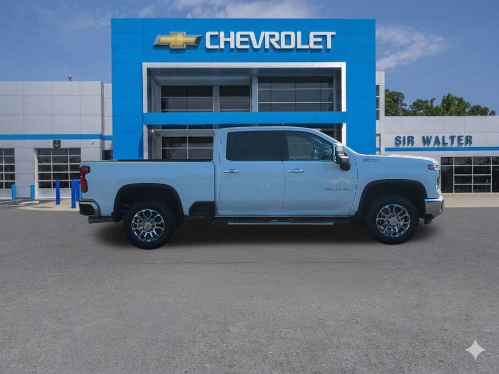 Used 2024 Chevrolet Silverado 2500 LTZ w/ LTZ Premium Package image 7