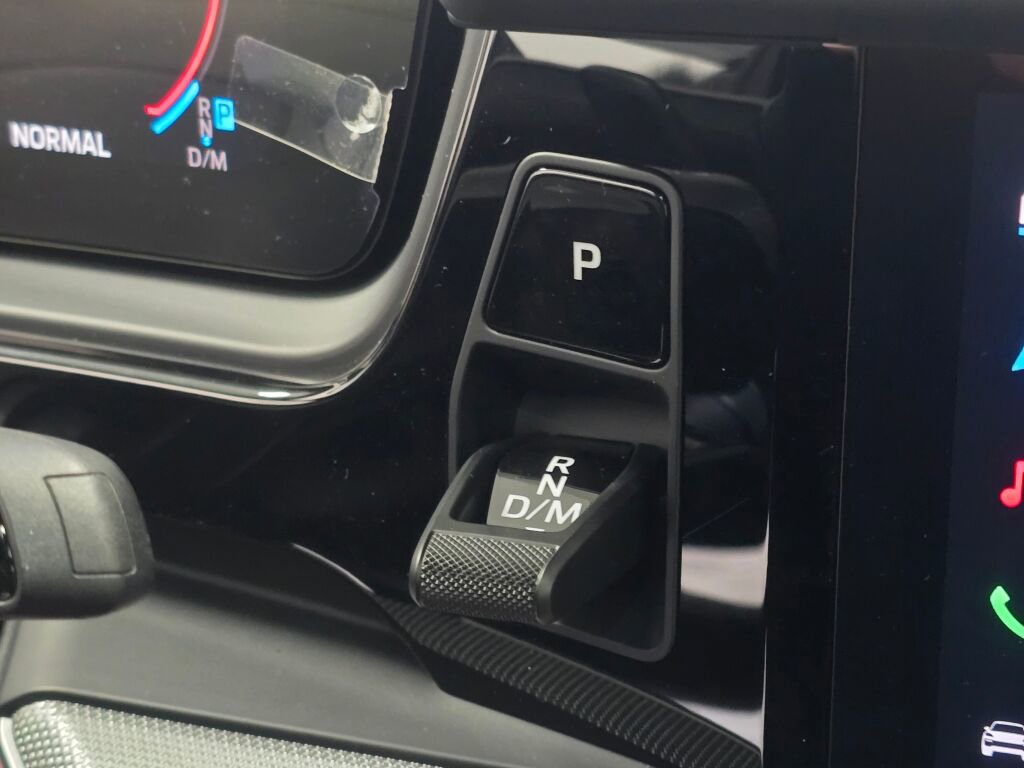 New 2026 Porsche Cayenne Coupe image 18