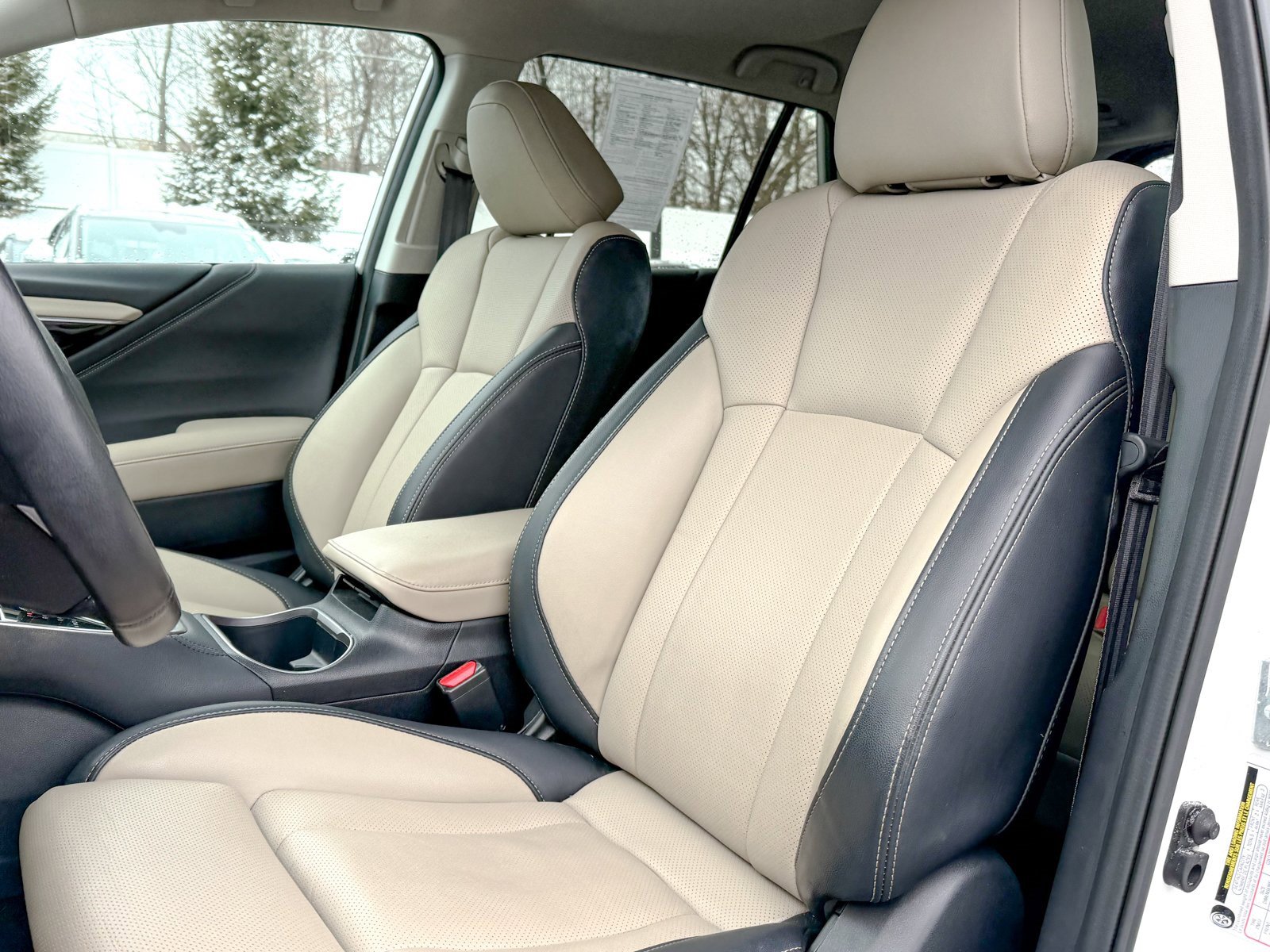 Used 2024 Subaru Outback Limited image 12