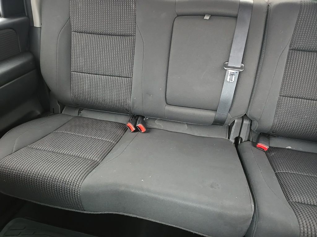 Used 2010 Nissan Titan SE w/ SE Value Truck Pkg image 6