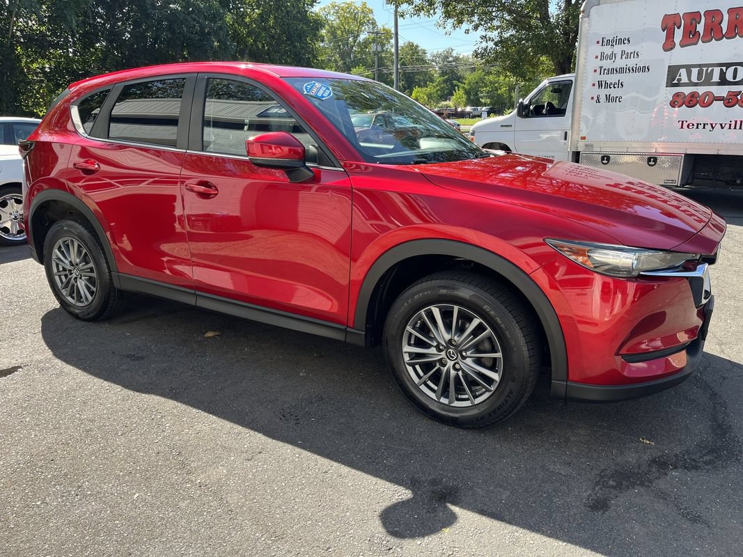 Used 2017 MAZDA CX-5 Touring w/ Preferred Equipment Package AWD/4WD image 4