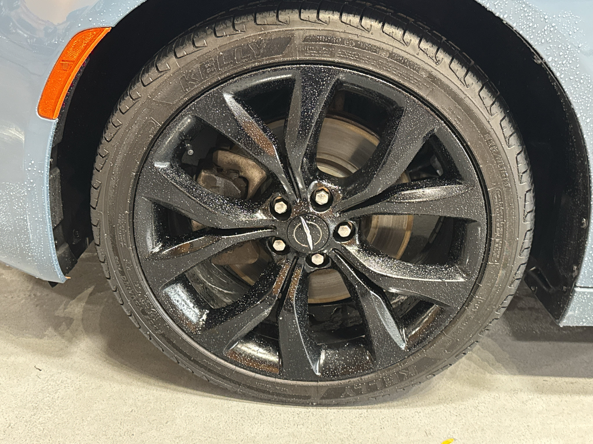 Used 2015 Chrysler 200 S FWD image 9