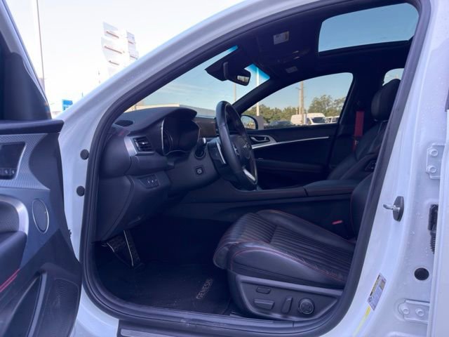 Used 2022 Genesis G70 3.3T w/ Sport Advanced Package image 5