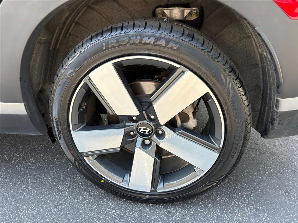 Certified 2024 Hyundai Santa Fe Limited AWD/4WD image 24