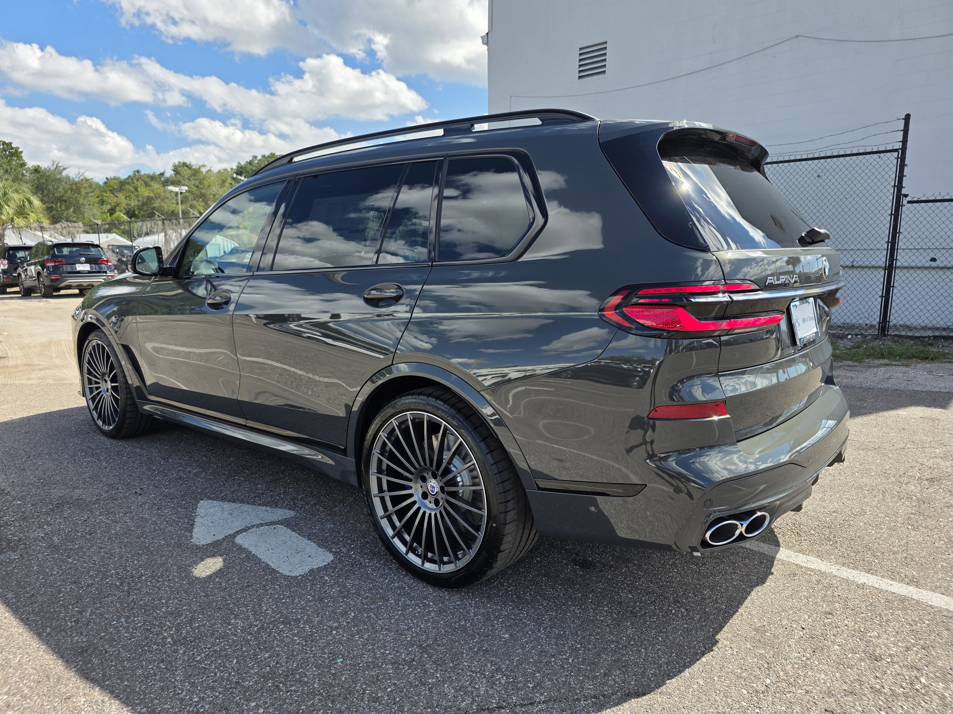 New 2026 BMW ALPINA XB7 image 5