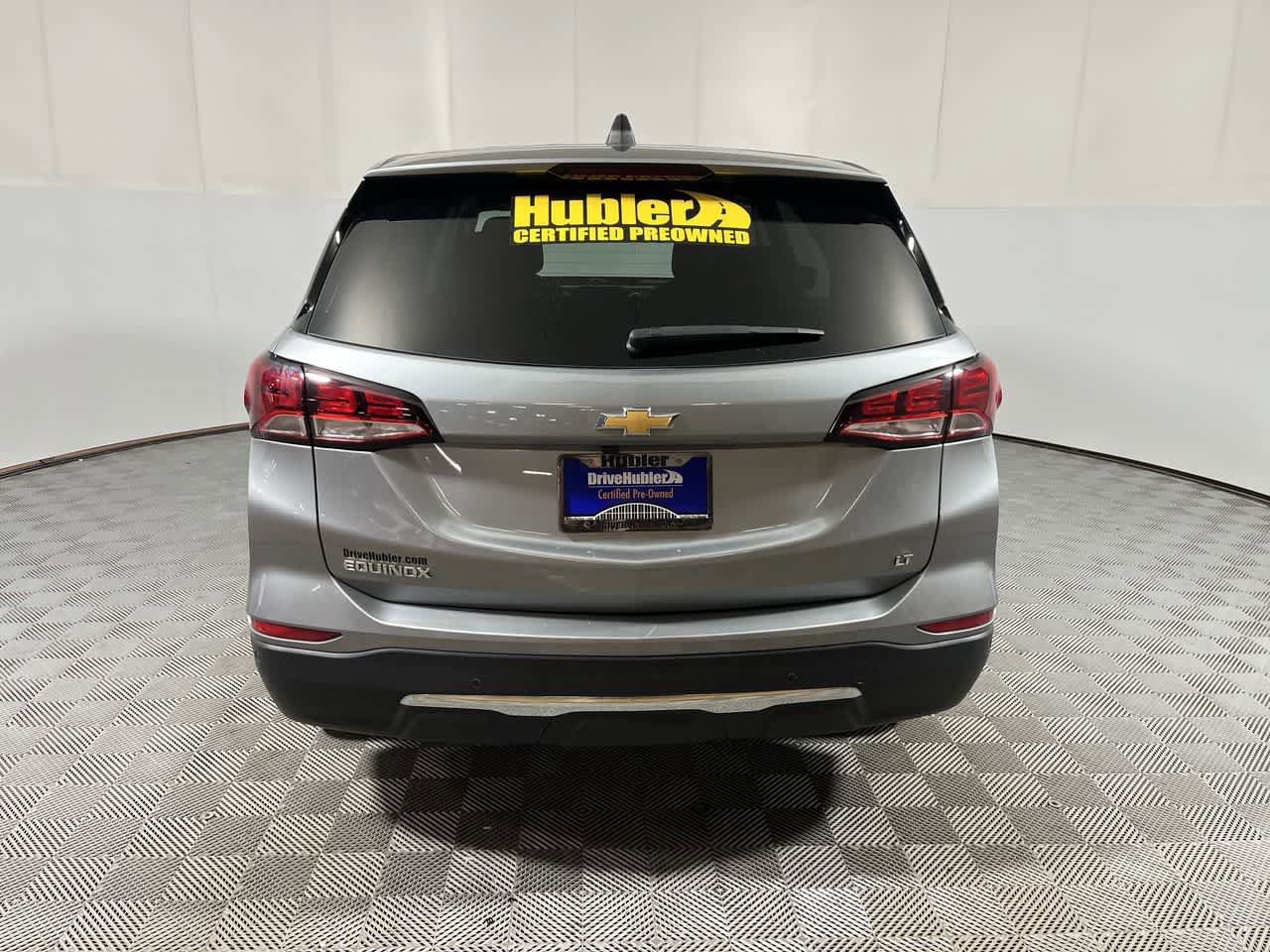Used 2024 Chevrolet Equinox LT w/ Driver Convenience Package FWD image 7
