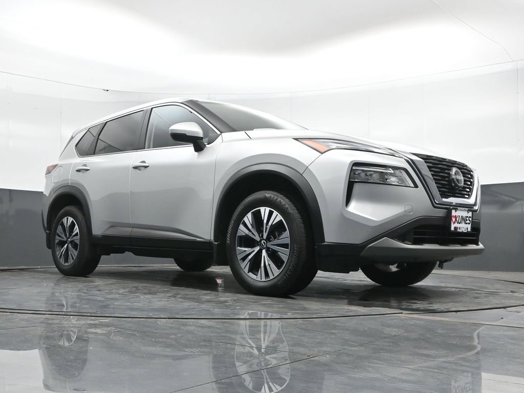 Used 2023 Nissan Rogue SV image 48