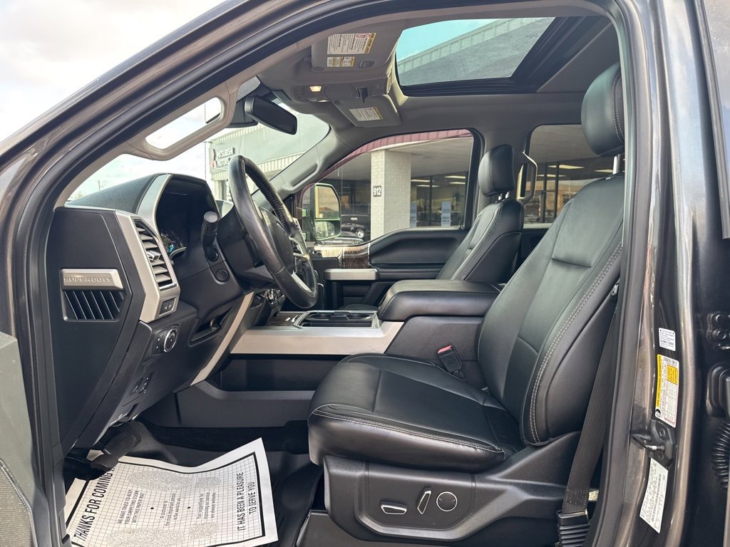 Used 2017 Ford F350 Lariat w/ Lariat Ultimate Package image 19
