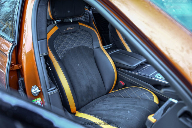 Used 2024 Bentley Flying Spur W12 image 31