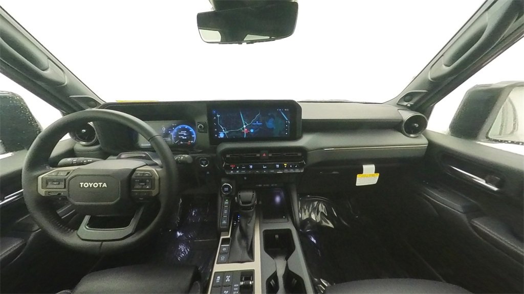 Used 2025 Toyota Land Cruiser image 26