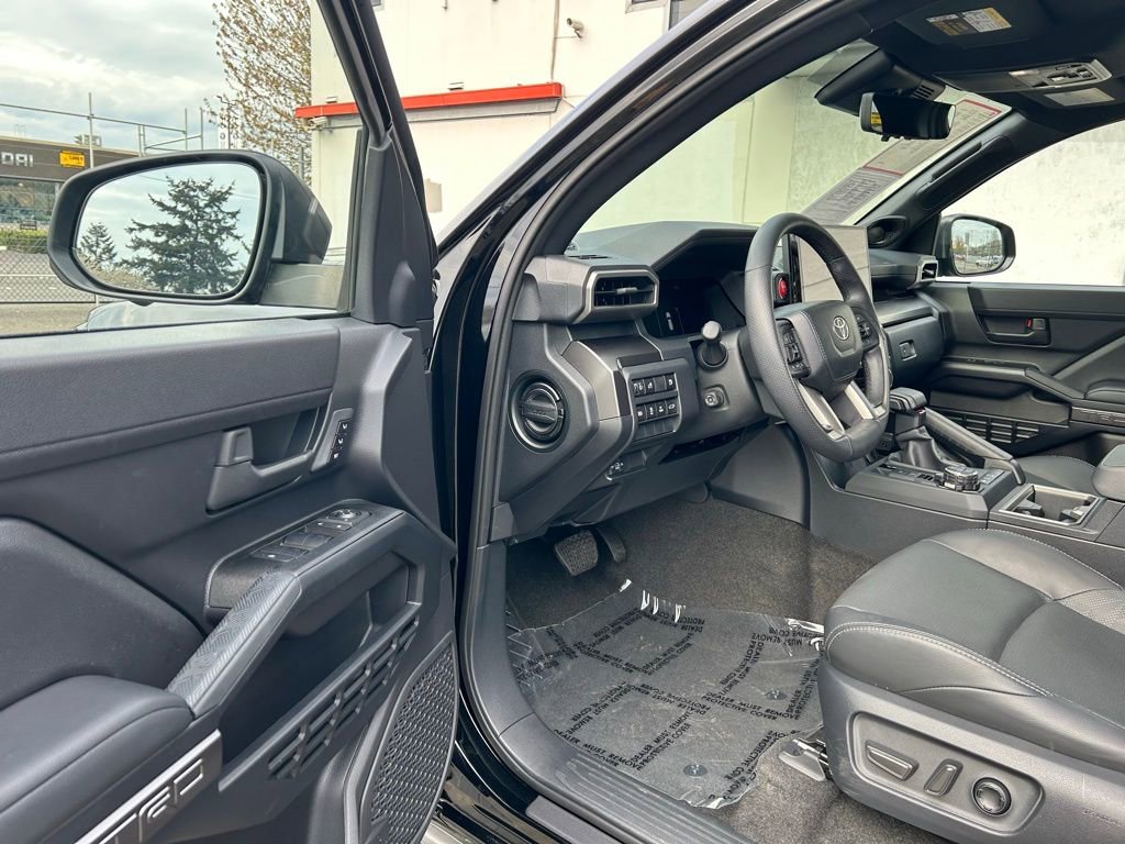 Certified 2025 Toyota 4Runner TRD Off-Road Premium w/ Tow Technology Package image 9