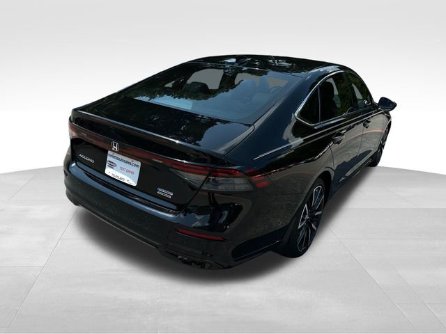 Used 2024 Honda Accord Touring image 5
