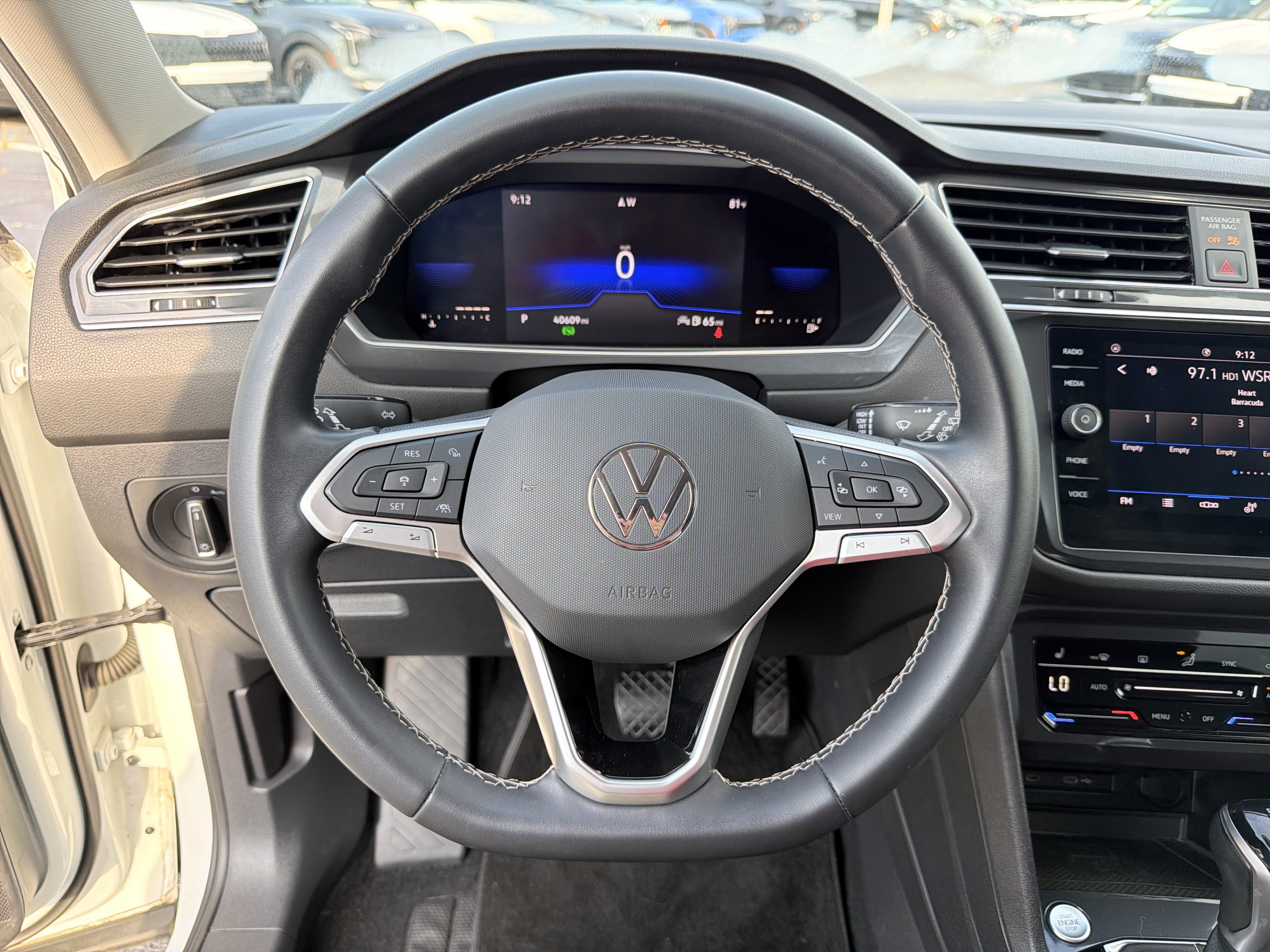 Used 2022 Volkswagen Tiguan SE FWD image 18