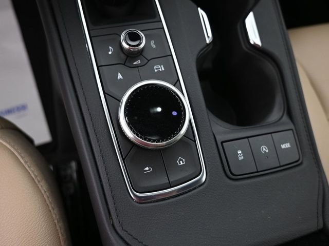 Used 2024 Cadillac XT4 Luxury w/ Cold Weather Package AWD/4WD image 26