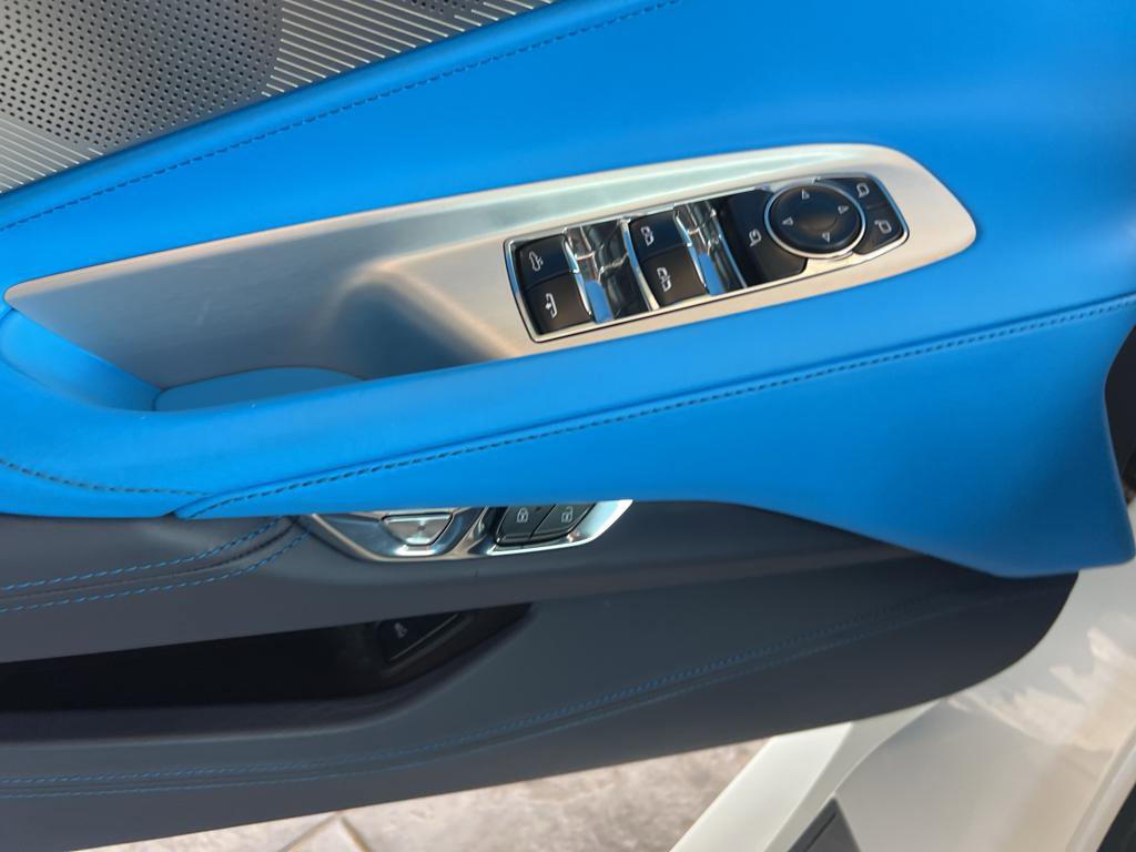 Used 2023 Chevrolet Corvette Stingray Premium Conv w/ Z51 Performance Package image 13