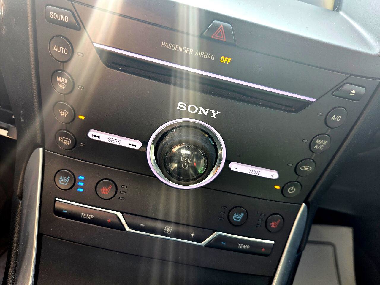 Used 2016 Ford Edge Titanium w/ Equipment Group 301A image 26