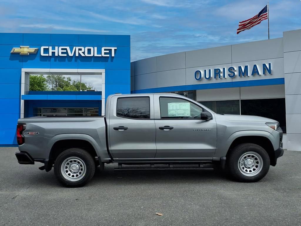 Used 2026 Chevrolet Colorado W/T w/ Advanced Trailering Package image 2