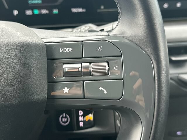 Used 2024 Kia EV9 Land AWD/4WD image 30