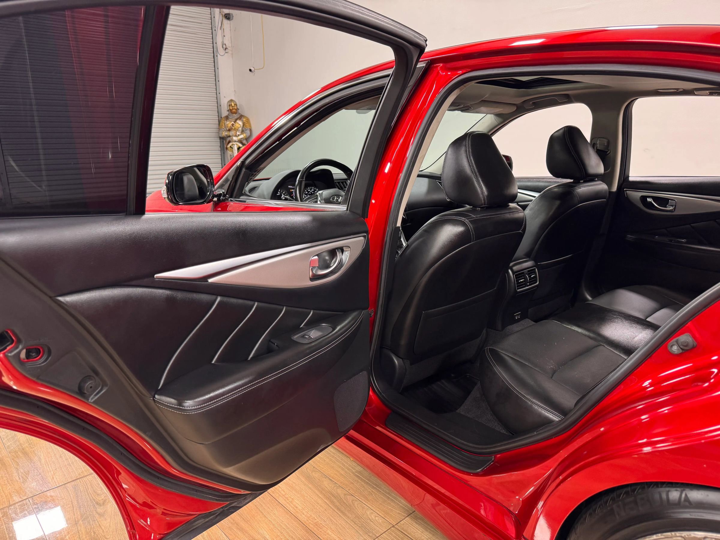 Used 2022 INFINITI Q50 Luxe w/ Cargo Package image 16