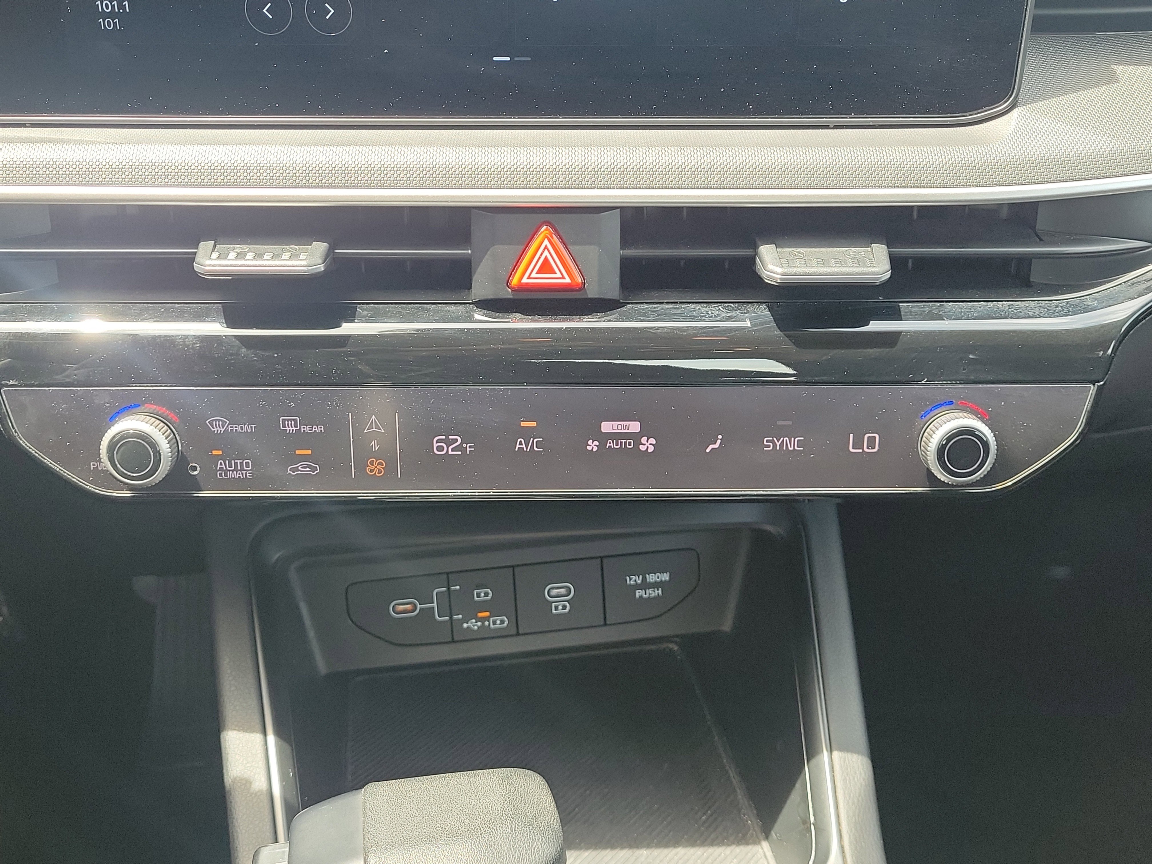 Used 2025 Kia K5 LXS FWD image 29