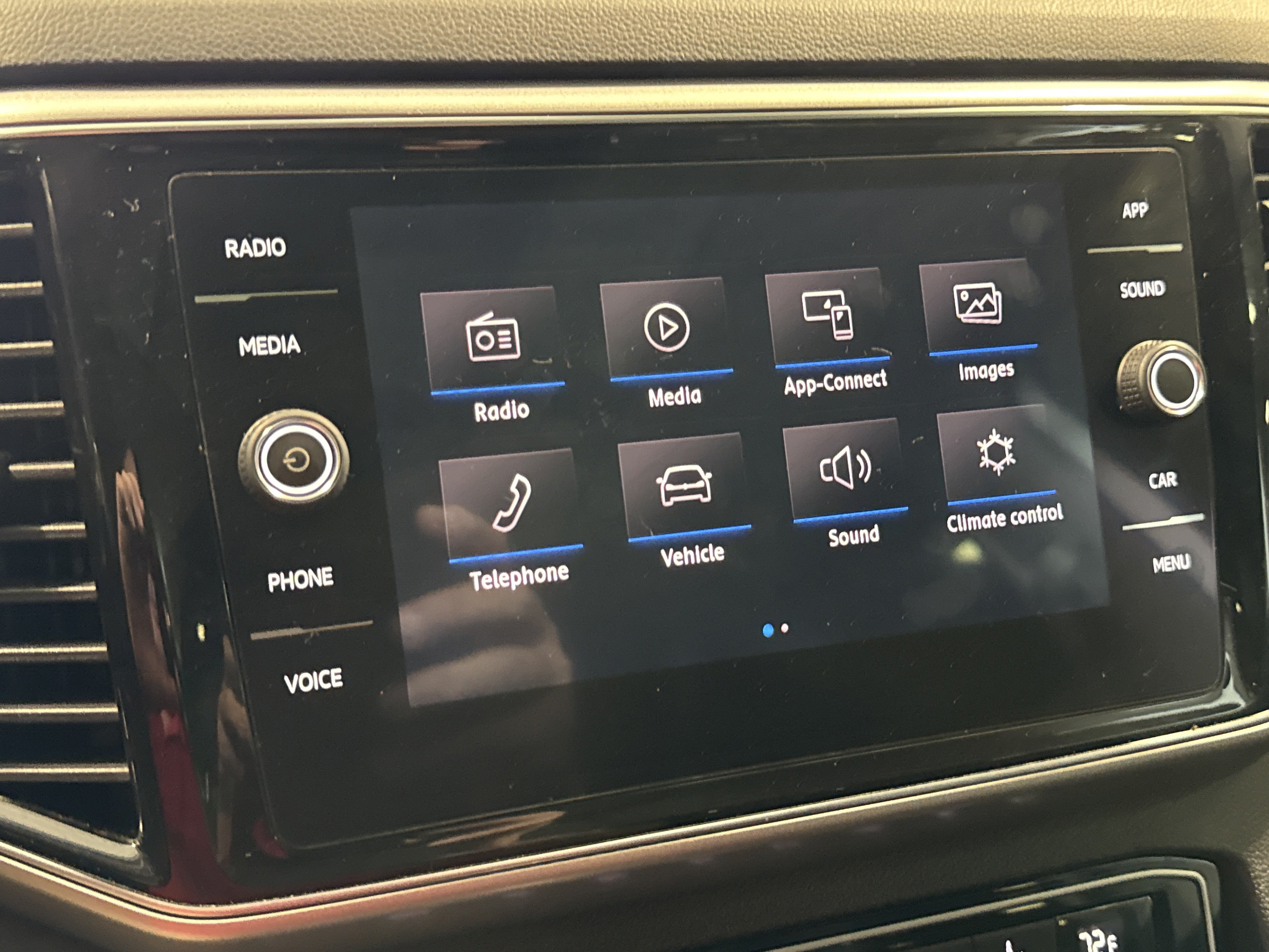 Used 2018 Volkswagen Atlas SEL AWD/4WD image 41