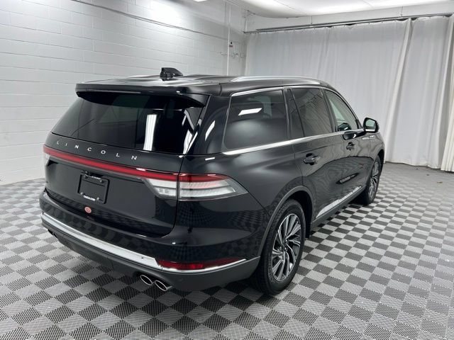 Certified 2025 Lincoln Aviator AWD image 5