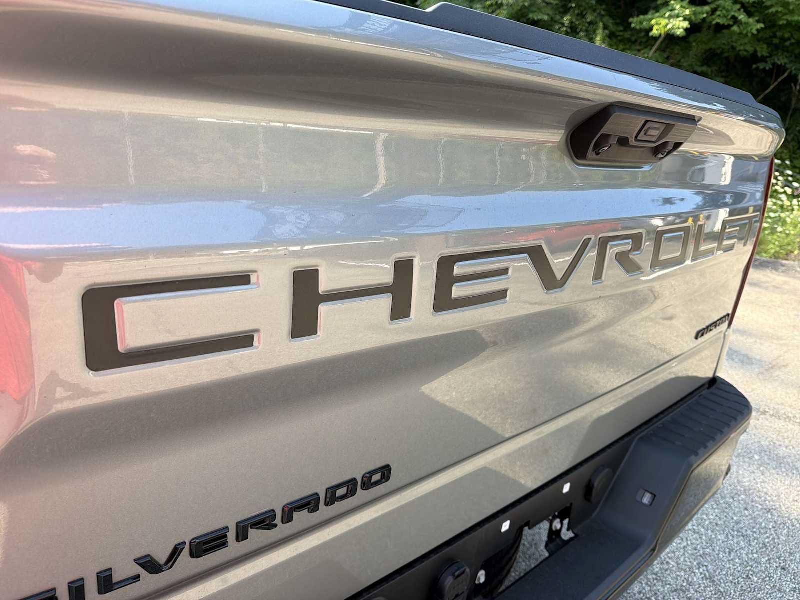 Certified 2024 Chevrolet Silverado 1500 Custom Trail Boss w/ LPO, Dark Essentials Package AWD/4WD image 30