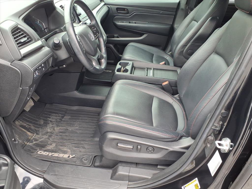 Used 2023 Honda Odyssey Sport image 11