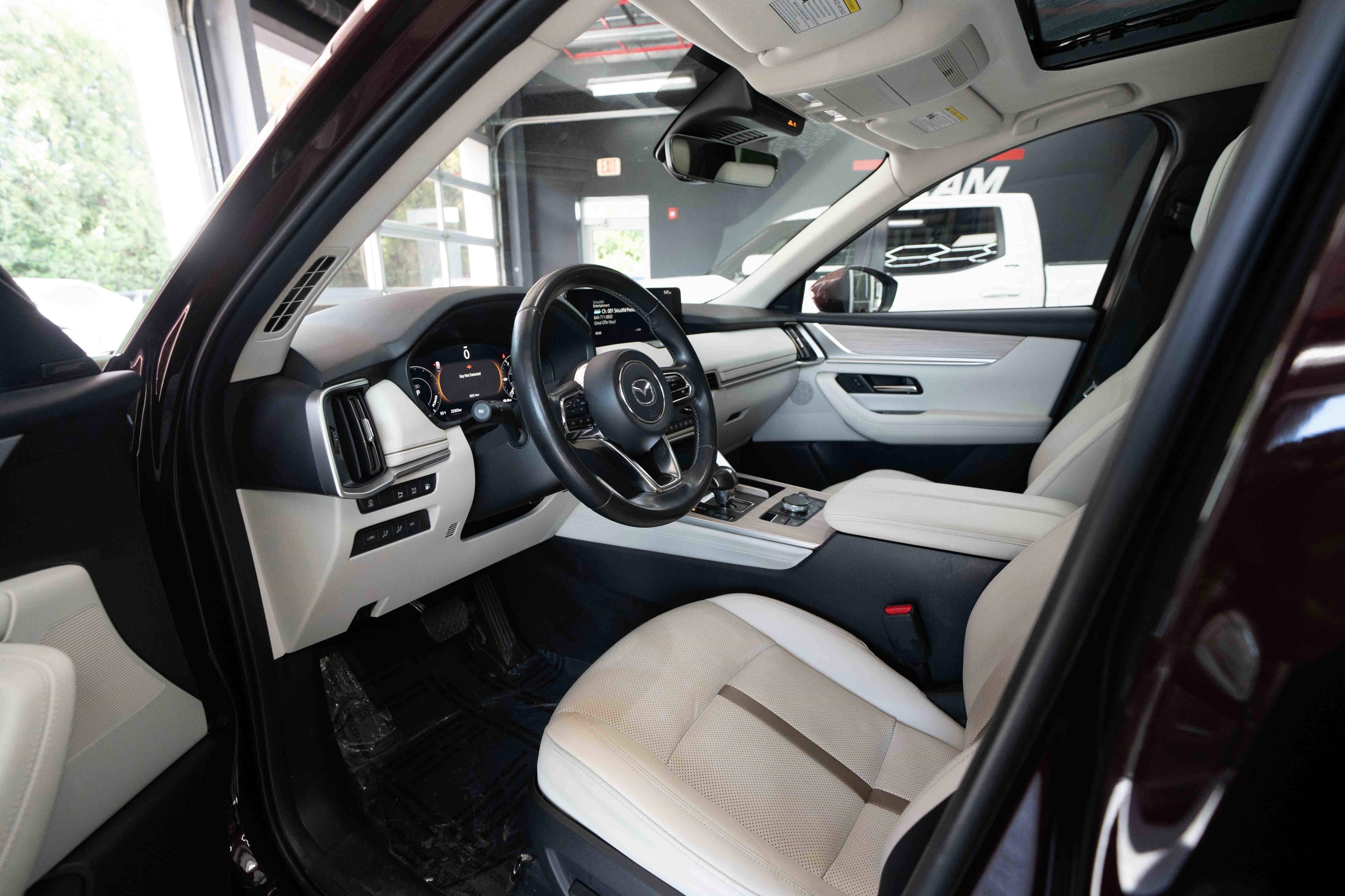 Used 2024 MAZDA CX-90 Plug-In Hybrid w/ Premium Plus AWD/4WD image 8