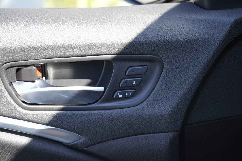 Used 2020 Acura MDX SH-AWD image 20