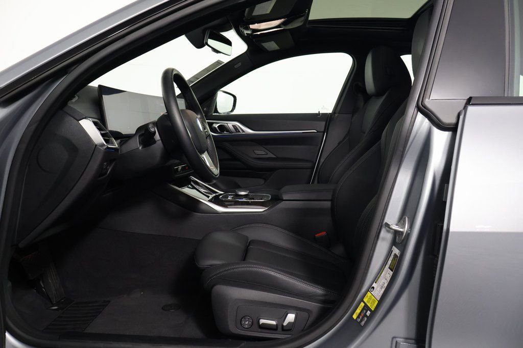 Used 2023 BMW i4 eDrive35 w/ Premium Package image 10