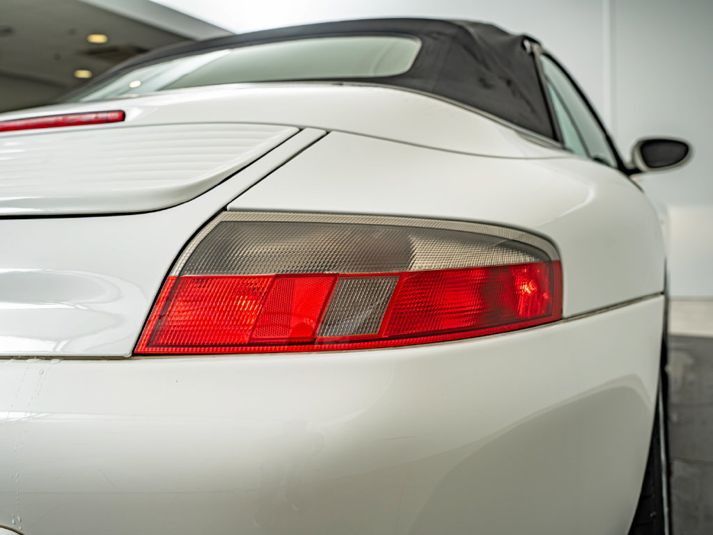 Used 2003 Porsche 911 Carrera RWD image 19