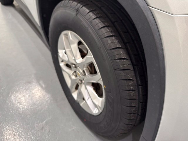 Used 2020 Chevrolet Traverse LS w/ LPO, Floor Liner Package FWD image 39
