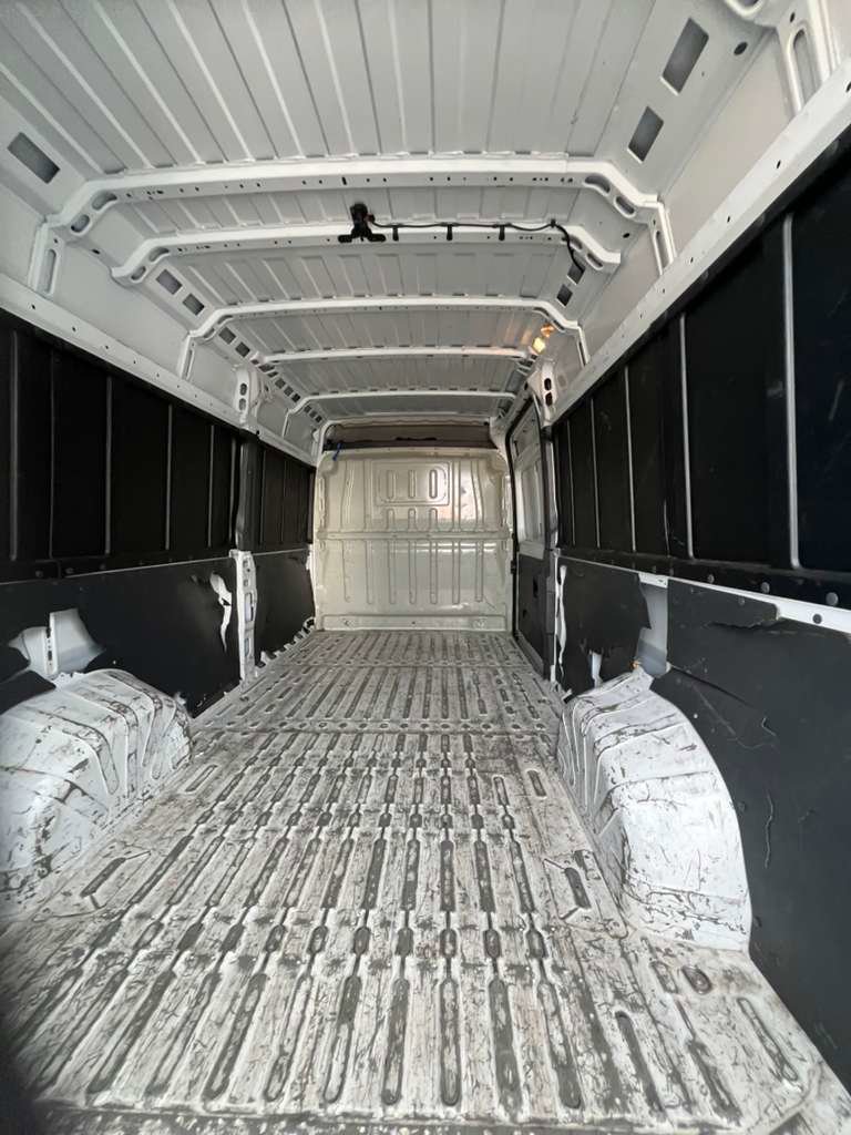 Used 2023 RAM ProMaster 3500 w/ Premium Convenience Group FWD image 11