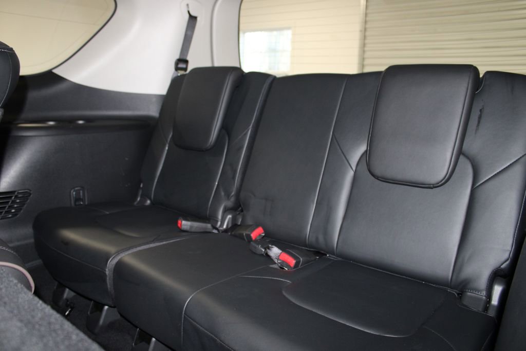 Used 2024 Nissan Armada Platinum w/ Captain's Chairs Package image 25