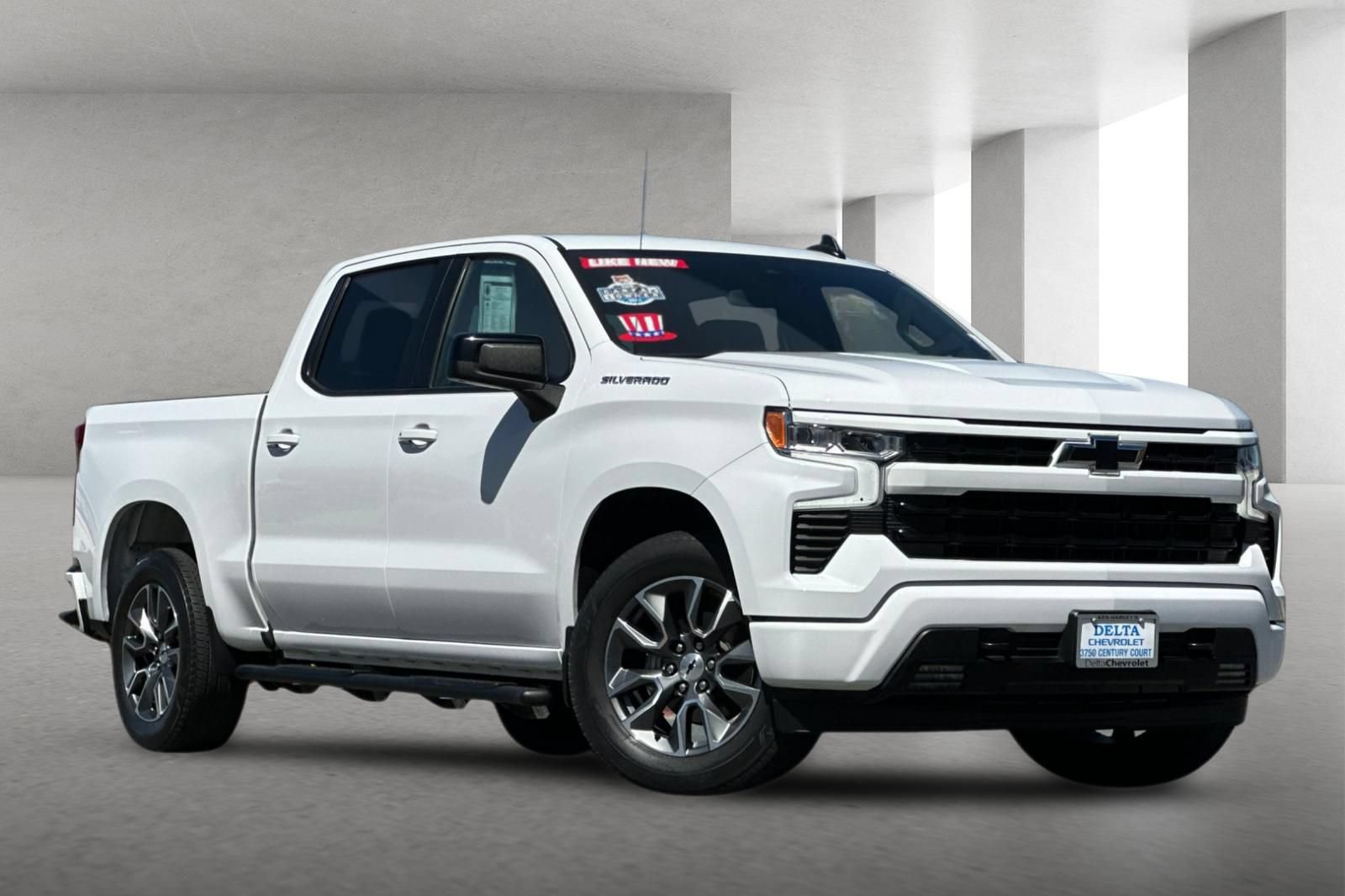 Used 2023 Chevrolet Silverado 1500 RST RWD image 1